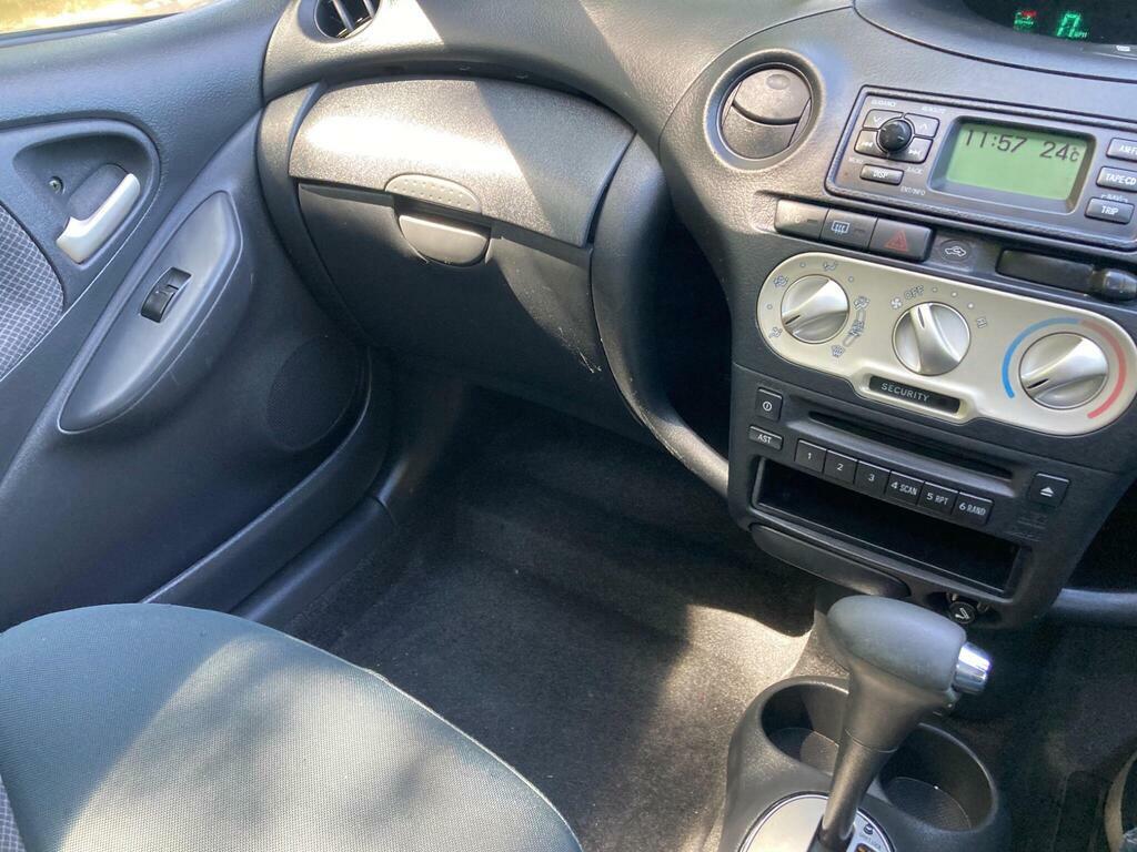 Toyota Yaris Vvt-i T2  #26