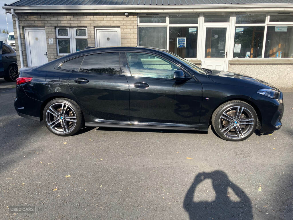 BMW 2 Series 218I 136 M Sport Dct Black #2