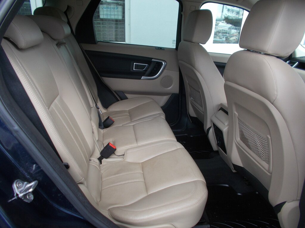 Land Rover Discovery Sport Se Tech Red #13