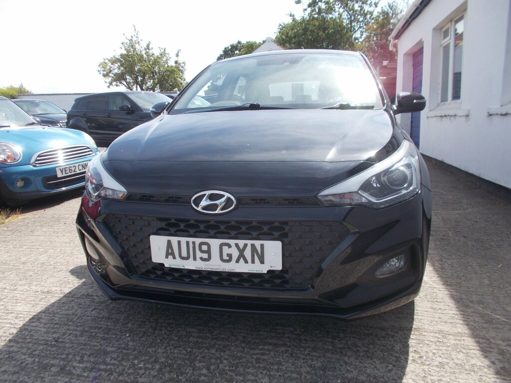 Hyundai I20 1.2 Se Launch Edition Hatchback Black