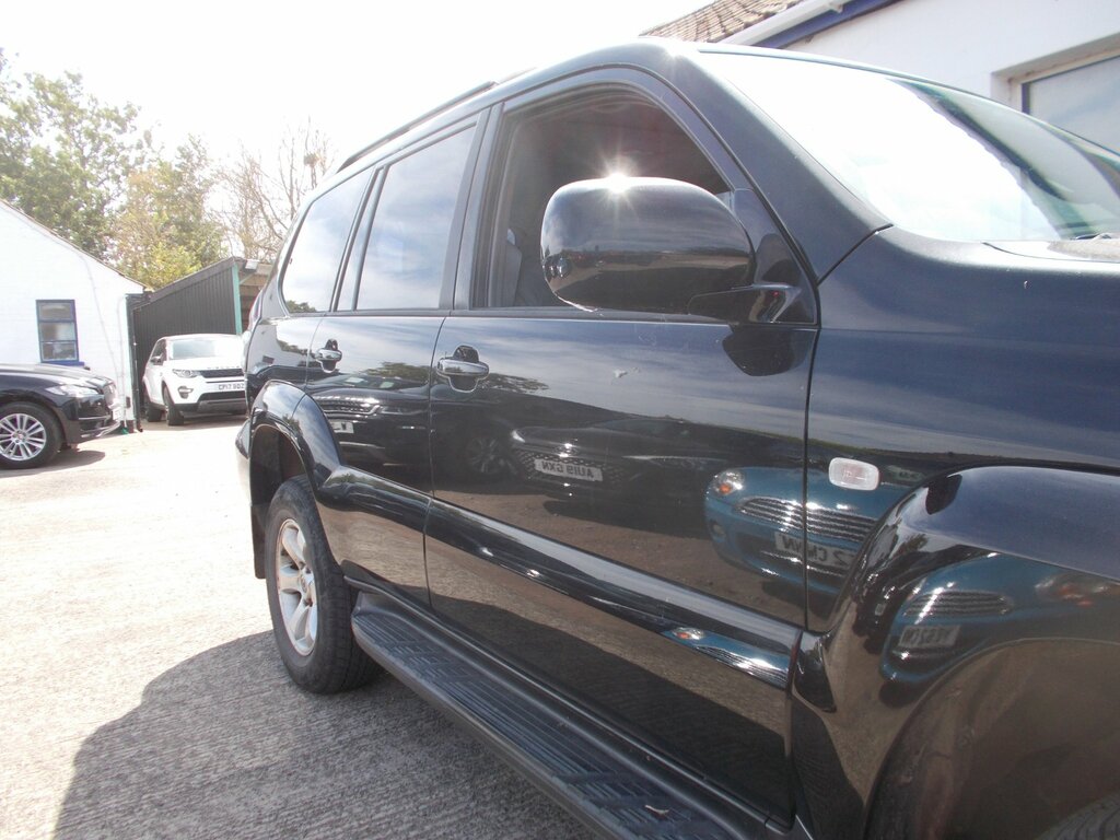Toyota Land Cruiser 3.0 D-4d Lc5 Suv 277 Gkm, 1 Black #3