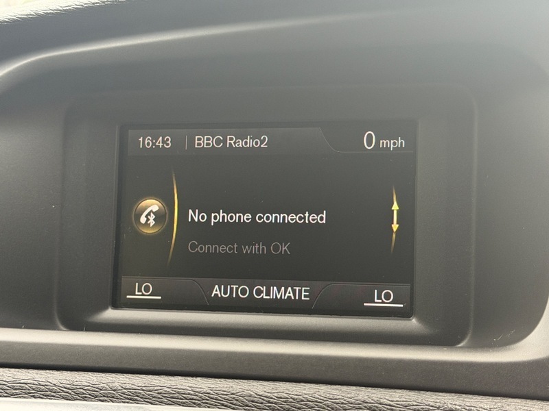 Volvo V40 Cross Country 1.6 D2 Lux Nav Hatchback Powershift Red #27
