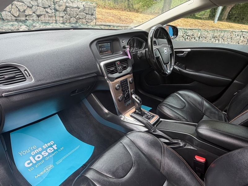 Volvo V40 Cross Country 1.6 D2 Lux Powershift Blue #2
