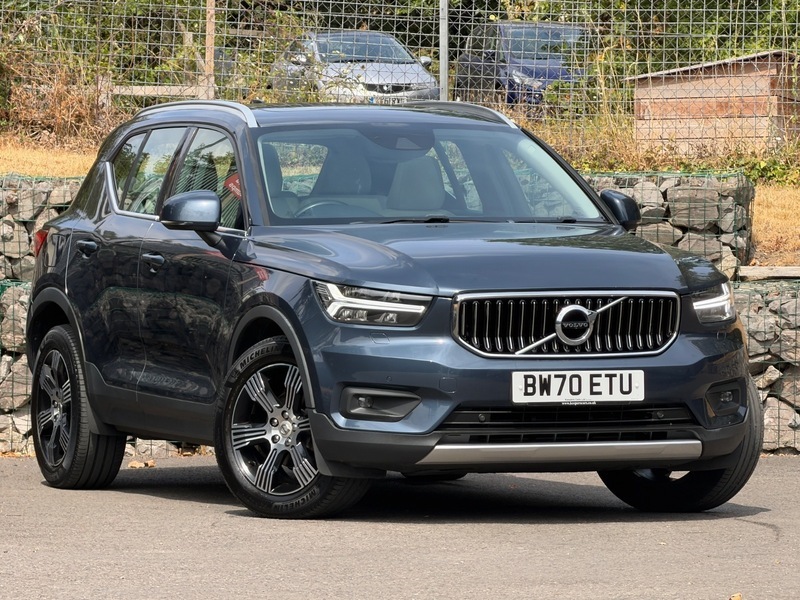 Volvo XC40 1.5 T3 Inscription Blue #2