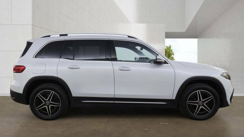 Mercedes-Benz EQB Eqb 300 66.5Kwh Amg Line 4Matic White #4