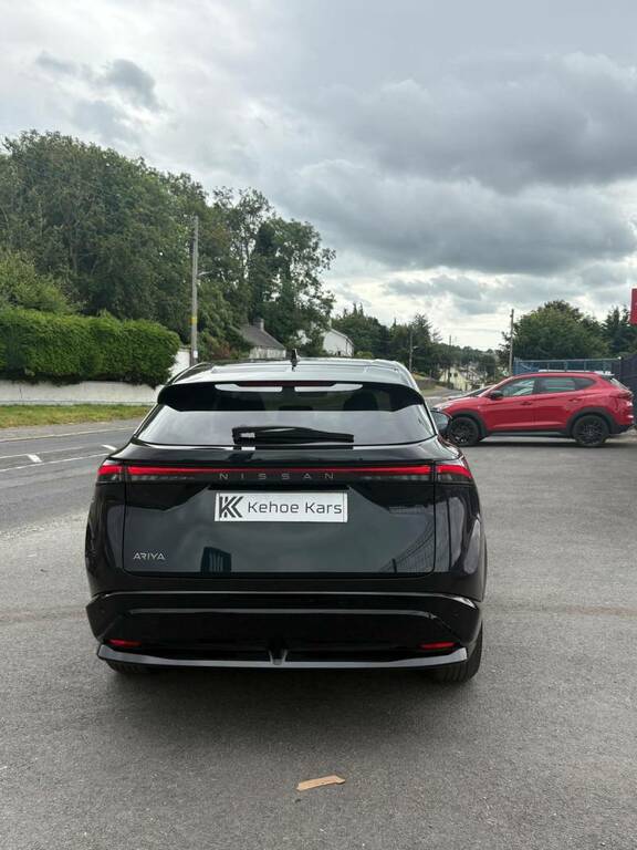 Nissan Ariya 87Kwh Engage Suv 22Kw Charger 2 Green #2