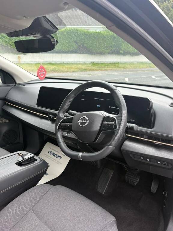 Nissan Ariya 87Kwh Engage Suv 22Kw Charger 2 Green #4