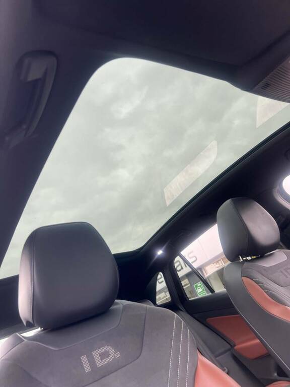 Volkswagen ID.4 150Kw Family Pro Performance 77Kwh Estate Blue #12