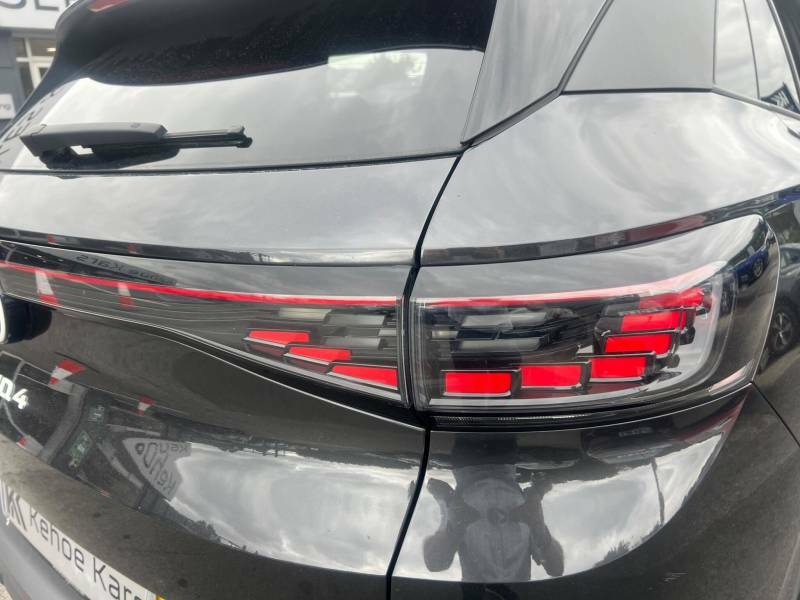 Volkswagen ID.4 150Kw Family Pro Performance 77Kwh Estate Blue #30