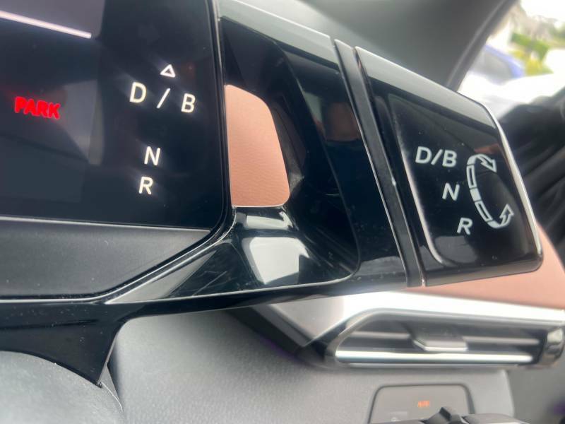 Volkswagen ID.4 150Kw Family Pro Performance 77Kwh Estate Blue #16
