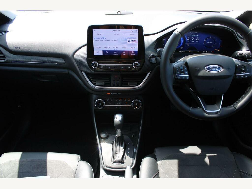 Ford Fiesta 1.0T Ecoboost Mhev Titanium Vignale Hatchback #5