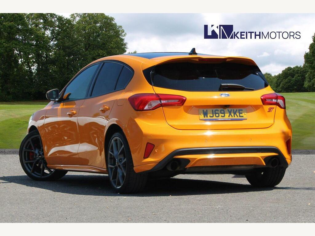 Ford Focus 2.3T Ecoboost St Hatchback #2