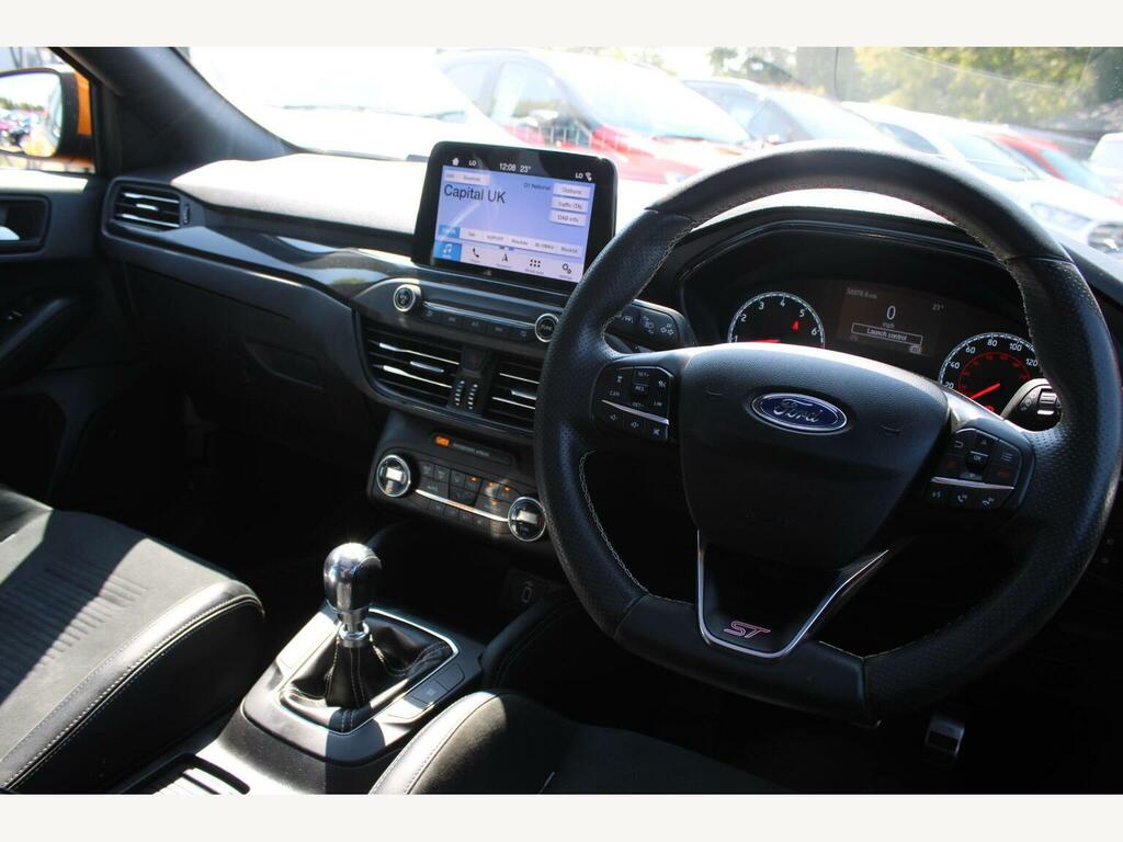 Ford Focus 2.3T Ecoboost St Hatchback #5