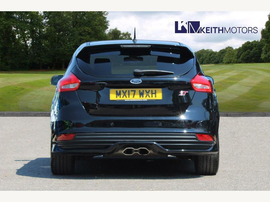 Ford Focus 2.0T Ecoboost St-3 Hatchback #3