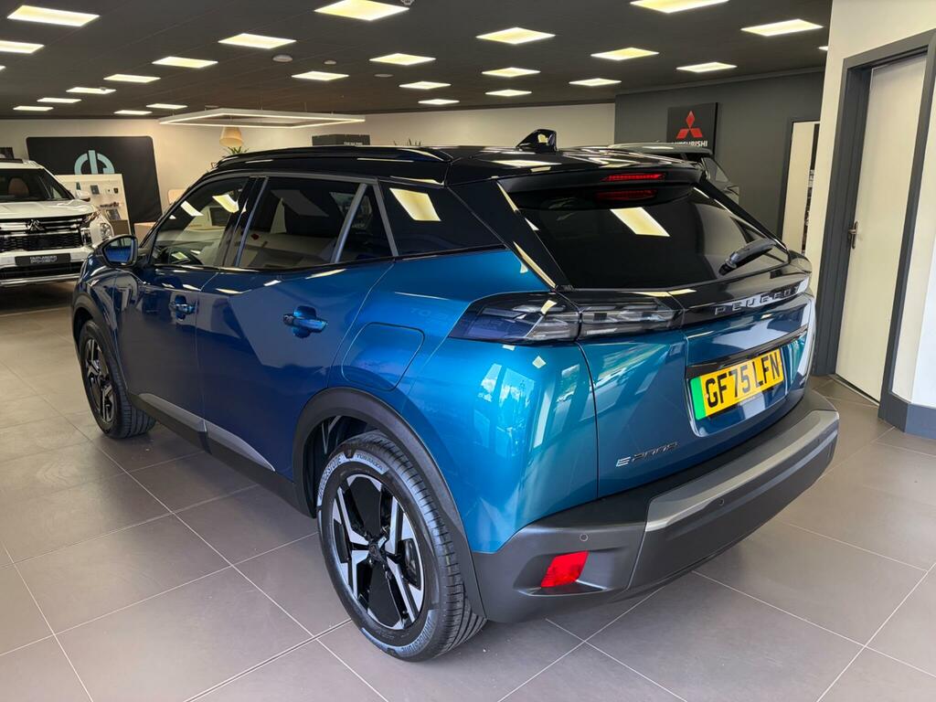 Peugeot e-2008 54Kwh Gt 11Kw Charger Blue #4