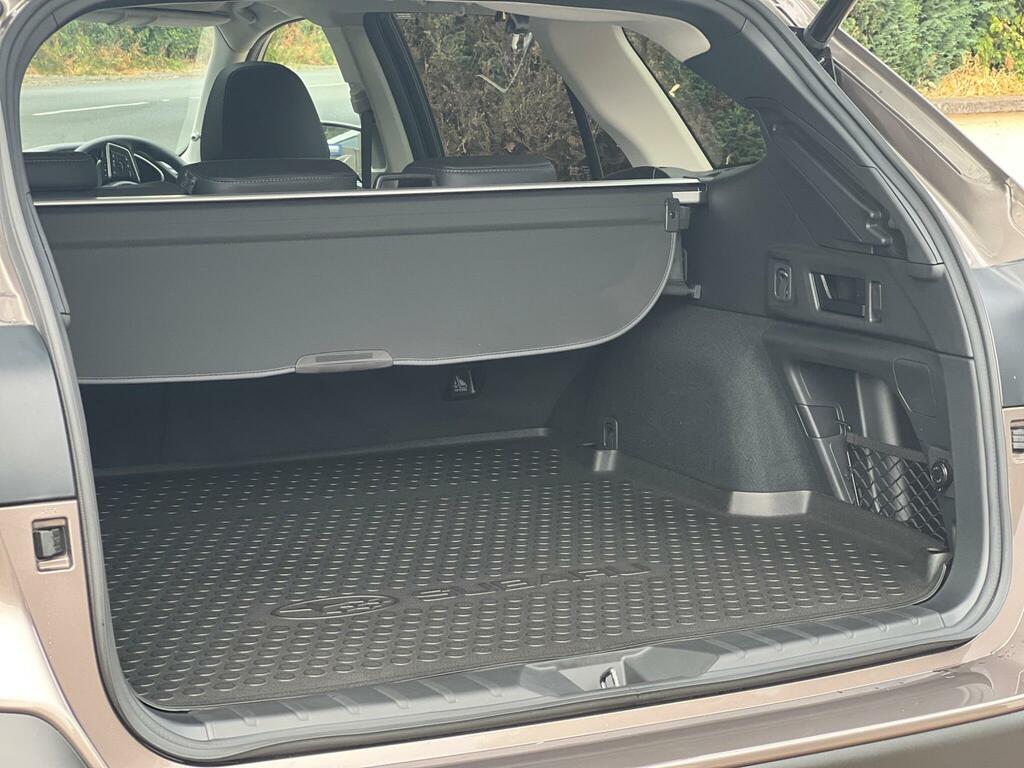 Subaru Outback Limited - 2026 Black #14