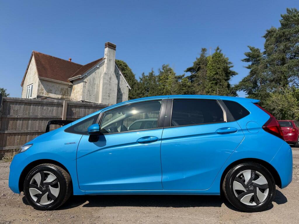 Honda Jazz Hx 1.3 Ima Hybrid Cvt Silver #24