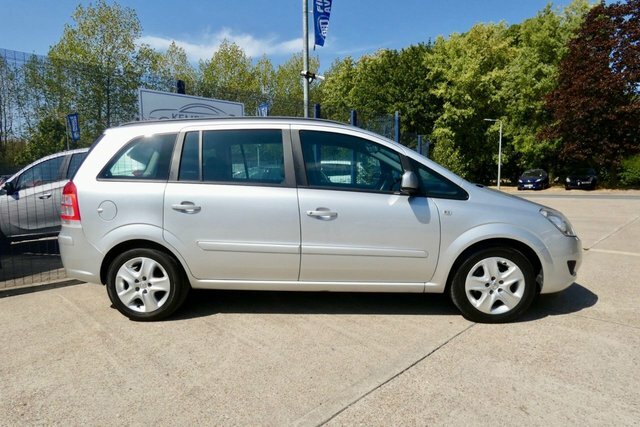 Vauxhall Zafira 2014 1.8 16V Exclusiv Mpv Euro 5 Silver #4