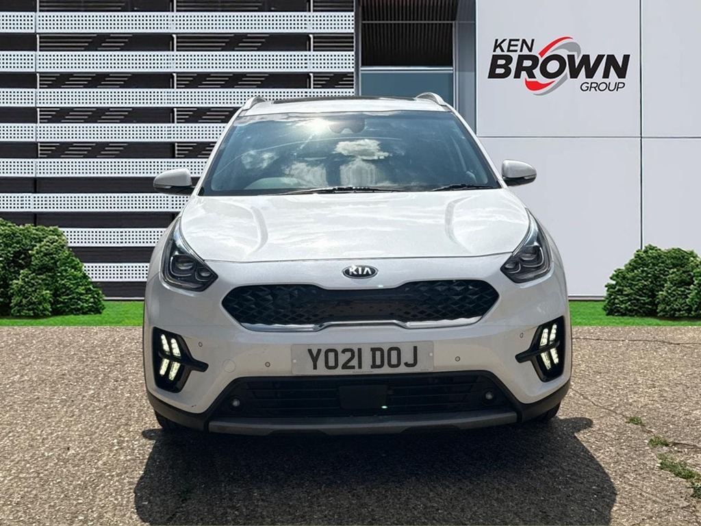 Kia Niro 1.6 Gdi 4 Suv Hybrid Dct YO21DOJ White #3