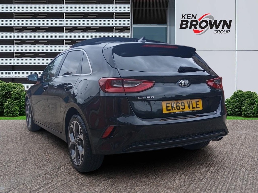 Kia Ceed 1.4 T Gdi First Edition Hatchback Dct Black #2