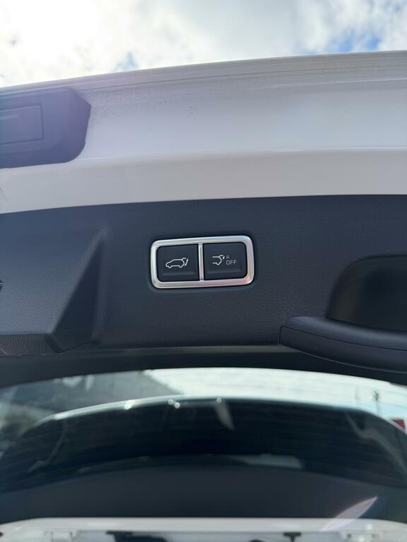 Kia Sorento 2.2 Crdi 4 Suv Dct Awd Euro 6 Ss 19 White #6