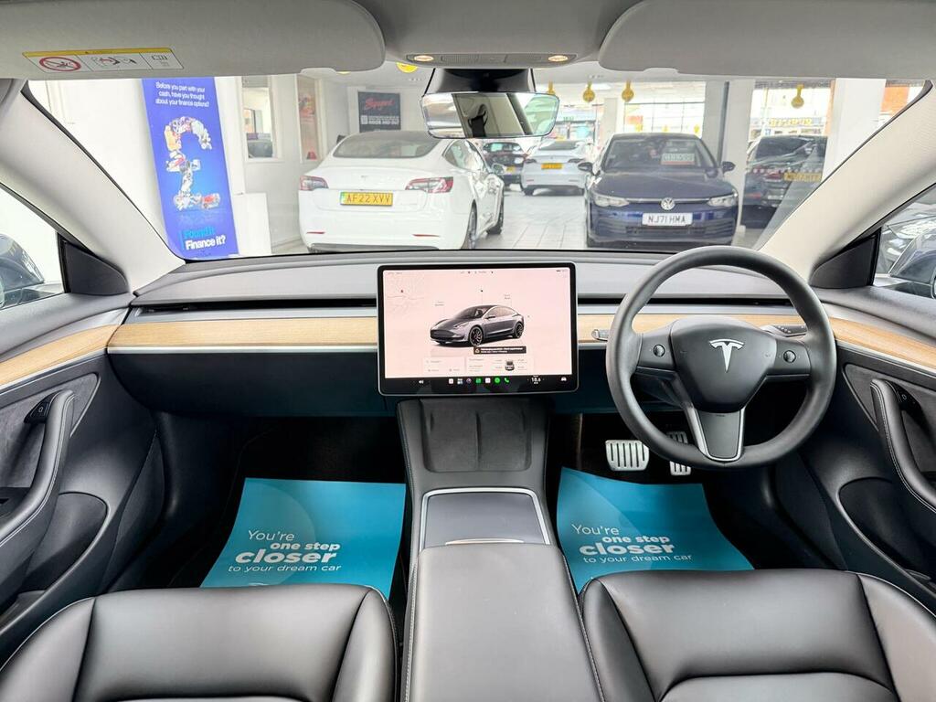 Tesla Model 3 Dual Motor Performance 4Wde Performanc Grey