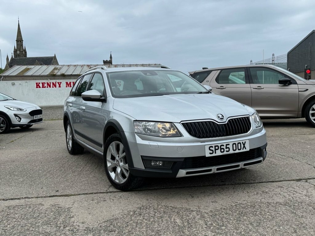 Skoda Octavia 2L Scout Silver #2