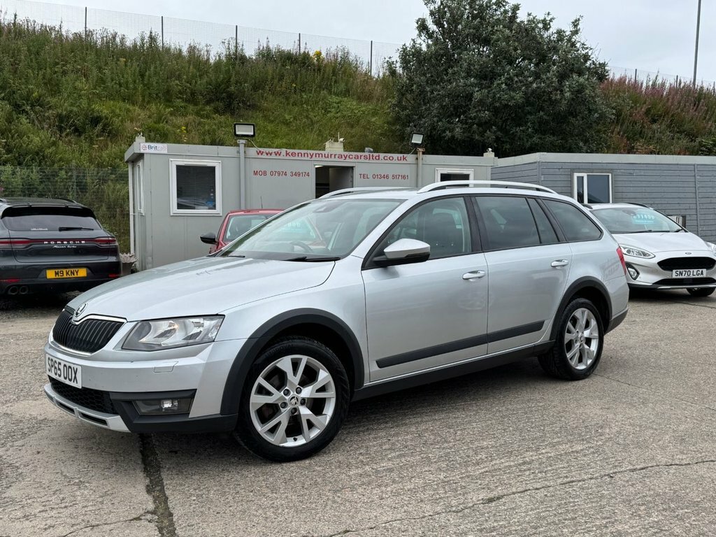 Skoda Octavia 2L Scout Silver