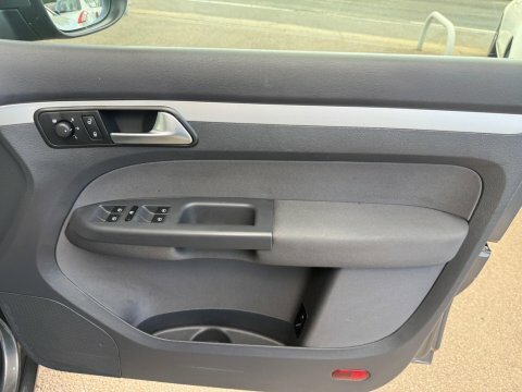 Volkswagen Touran  Silver #22