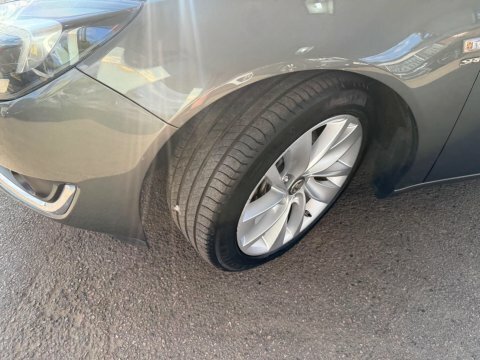 Vauxhall Insignia 1.6 Cdti Sri Nav Hatchback Euro Red #35