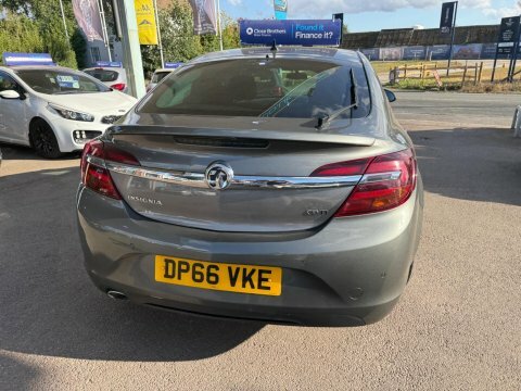 Vauxhall Insignia 1.6 Cdti Sri Nav Hatchback Euro Red #10