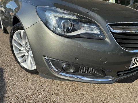 Vauxhall Insignia 1.6 Cdti Sri Nav Hatchback Euro Red #37