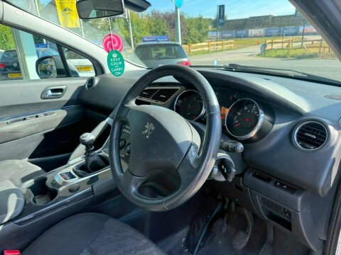 Peugeot 3008 3008 Exclusive E-hdi Blue #10