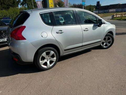 Peugeot 3008 3008 Exclusive E-hdi Blue #8