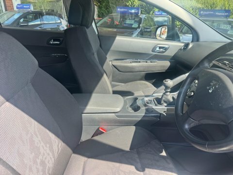Peugeot 3008 Exclusive Hdi #13