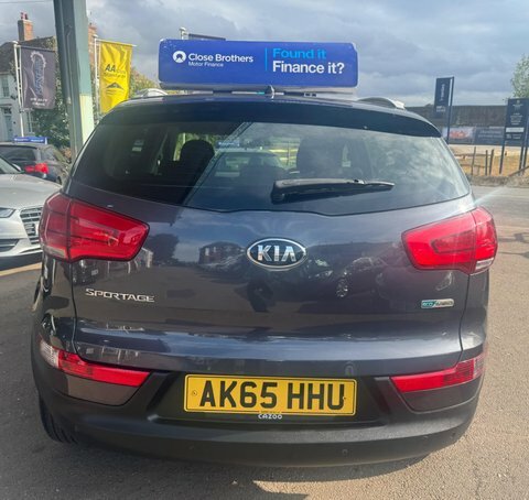 Kia Sportage 1.7 Crdi Ecodynamics Silver #6
