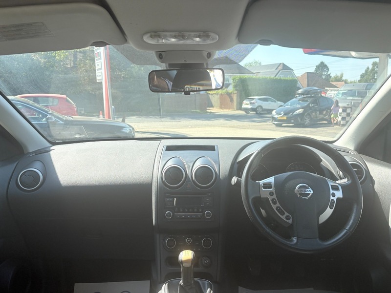 Nissan Qashqai 1.6 Acenta Flame Red 117 Bhp Red #13