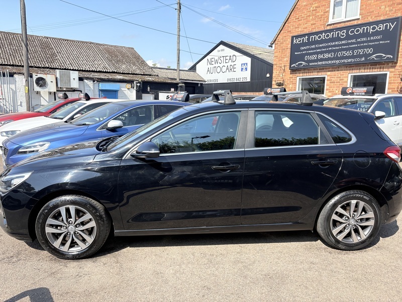 Hyundai I30 1.4 T-gdi Blue Drive Se Nav Euro 6 Ss Blue #8