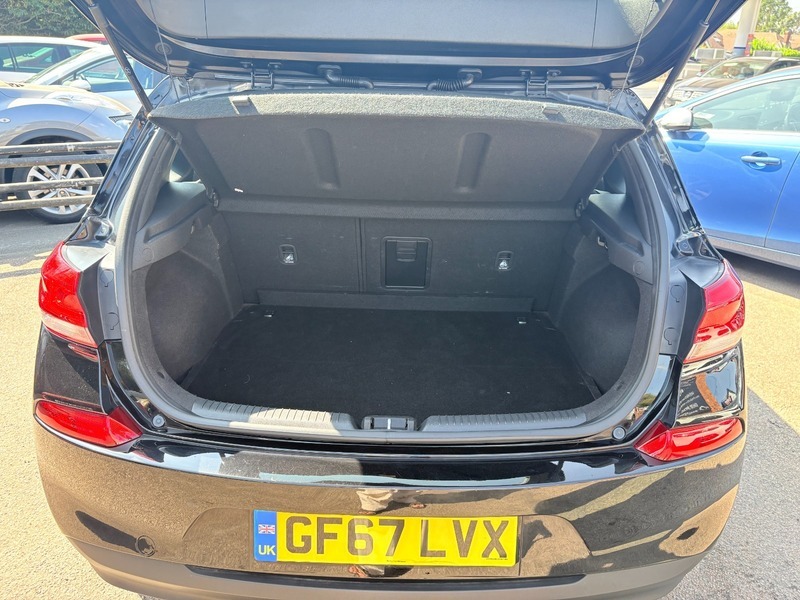 Hyundai I30 1.4 T-gdi Blue Drive Se Nav Euro 6 Ss Blue #17