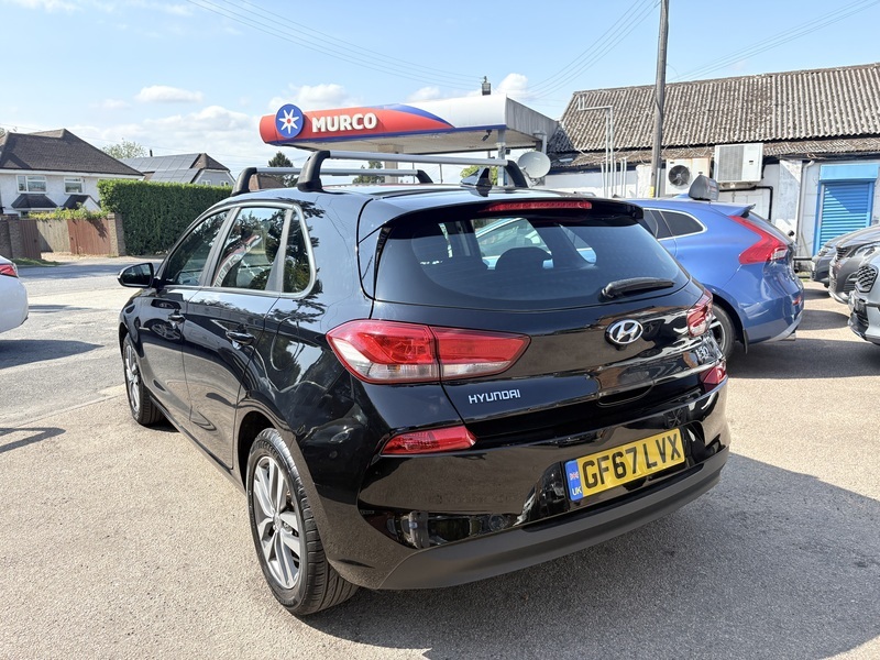 Hyundai I30 T-gdi Se Nav Black #5