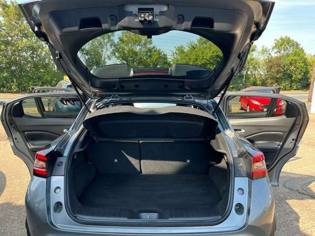 Nissan Juke 1.6 N-connecta Suv Hybrid Euro 6 Blue #55