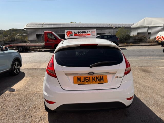 Ford Fiesta Zetec Hatchback White #4