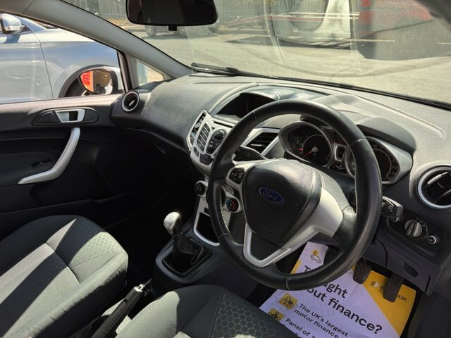 Ford Fiesta Zetec Hatchback White #2