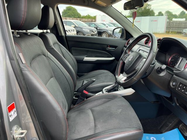 Suzuki Vitara Estate 1.0 Boosterjet Sz-t White #23