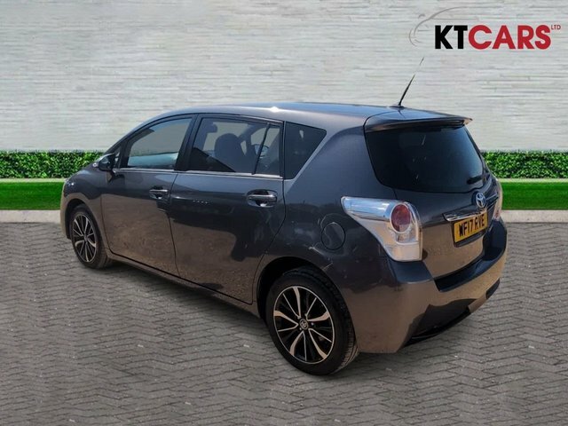 Toyota Verso D-4d Design Mpv Grey #4