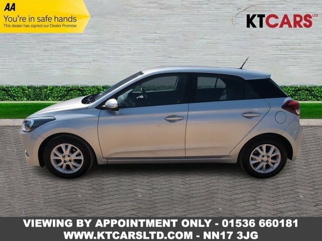 Hyundai I20 Se Hatchback Grey #2