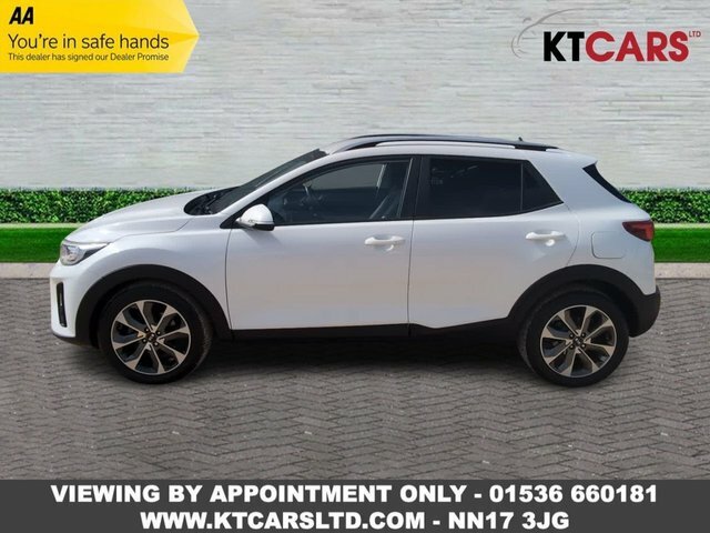 Kia Stonic Crdi 3 Suv White #2