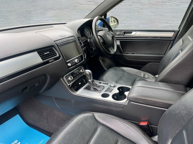 Volkswagen Touareg Tdi V6 Bluemotion Tech Blue #2