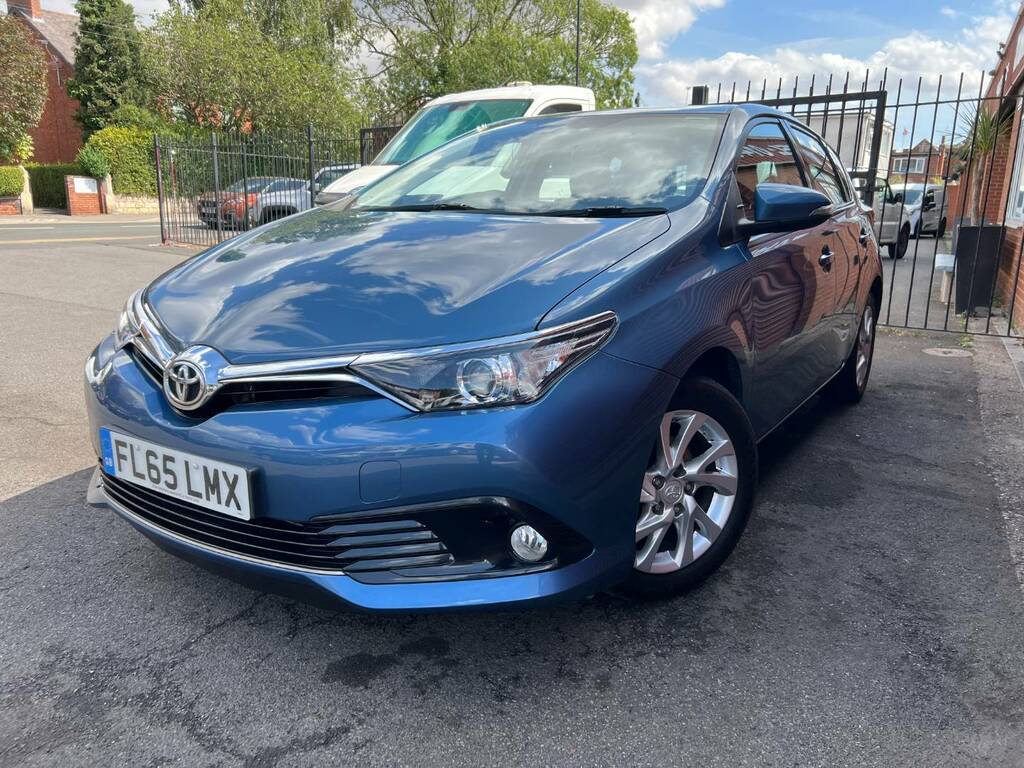 Toyota Auris 1.2T Icon Blue #3