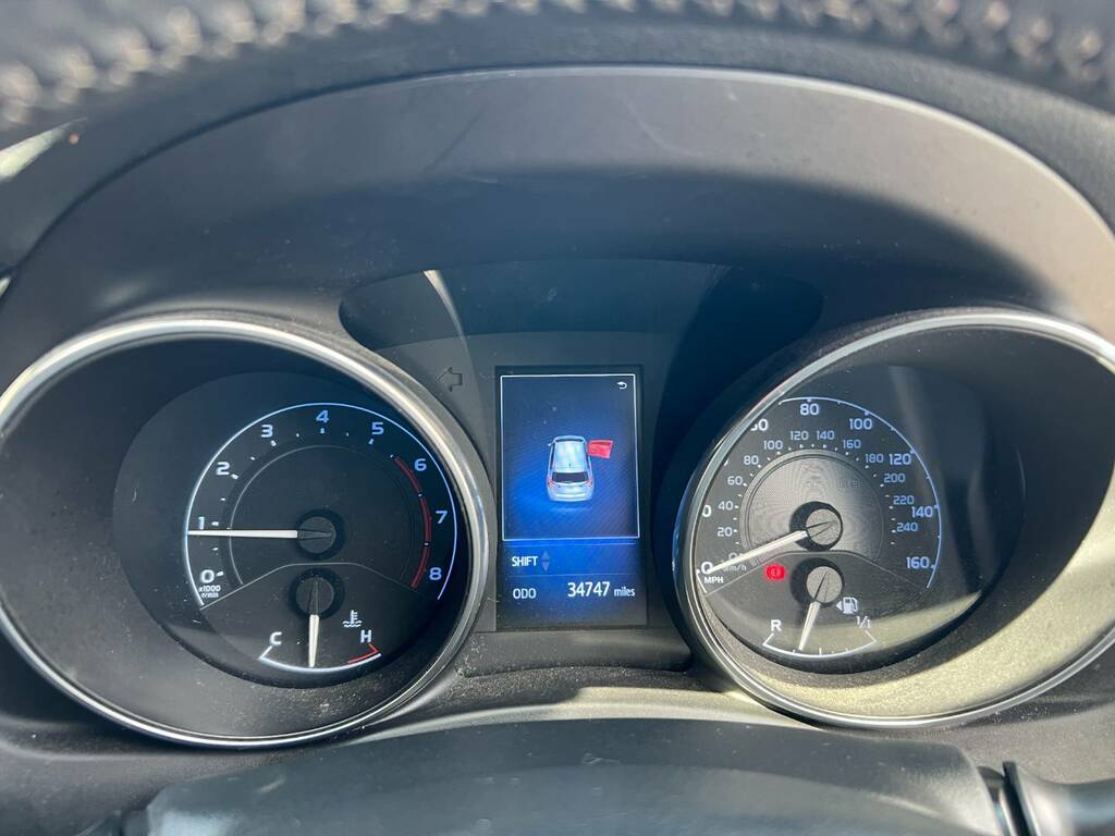 Toyota Auris 1.2 Vvt-i Business Edition Hatchback Cv White #19